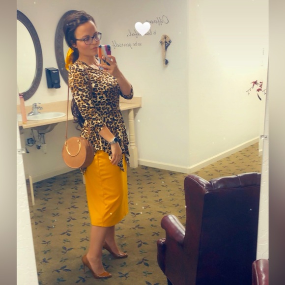 Meet me 🦋🩷 - Picture 6 of 15